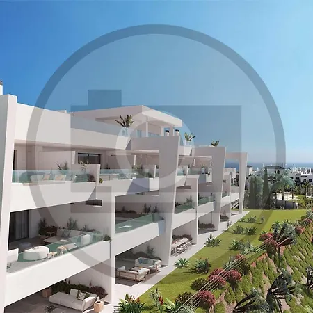 Amazing In With 2 Bedrooms, Outdoor Swimming Pool And Swimming Pool