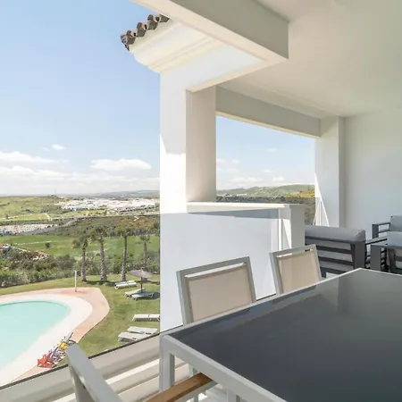 Amazing In With 2 Bedrooms, Outdoor Swimming Pool And Swimming Pool アパート